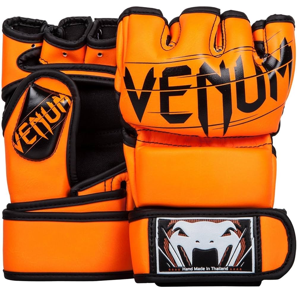 n*o様 【新品未開封】VENUM キックミットオレンジ【次回入荷は年末？】 新品未開封】Venum ブラックオレンジ キックミット - ボクシング